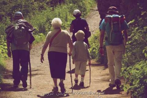 پیاده روی كوتاه مدت برای سالمندان مفید می باشد