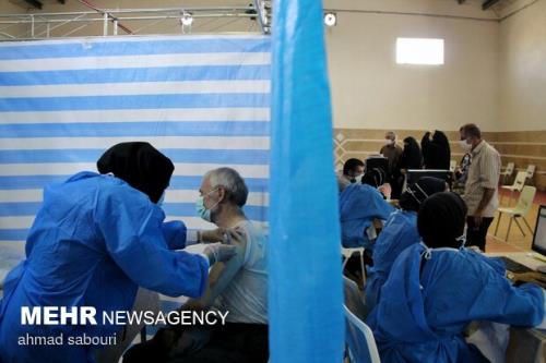 شروع واكسیناسیون گروه های جدید از عید غدیر