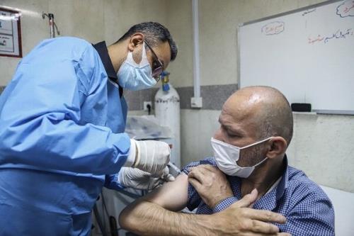 ۲۵ میلیون ایرانی ۳ دوز واکسن کرونا تزریق کرده اند