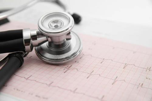 تاثیر کنترل عوامل خطرزای بیماری قلبی در عملکرد فیزیکی سالمندان