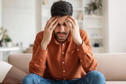 افسردگی ناشی از خوددرمانی را جدی بگیرد